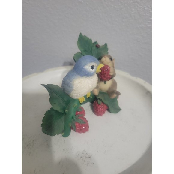 Charming Tails "Friends are there to Share" - Picture 4 of 7